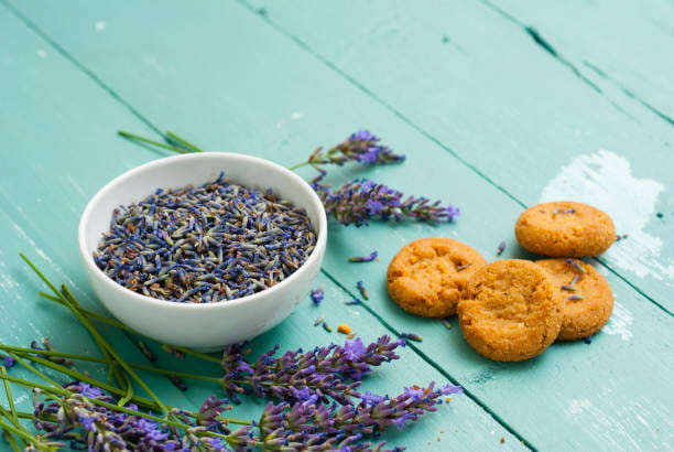 تصویر 1 از اسطو خودوس خشک خوش‌ عطر برای دمنوش و آرامش اعصاب